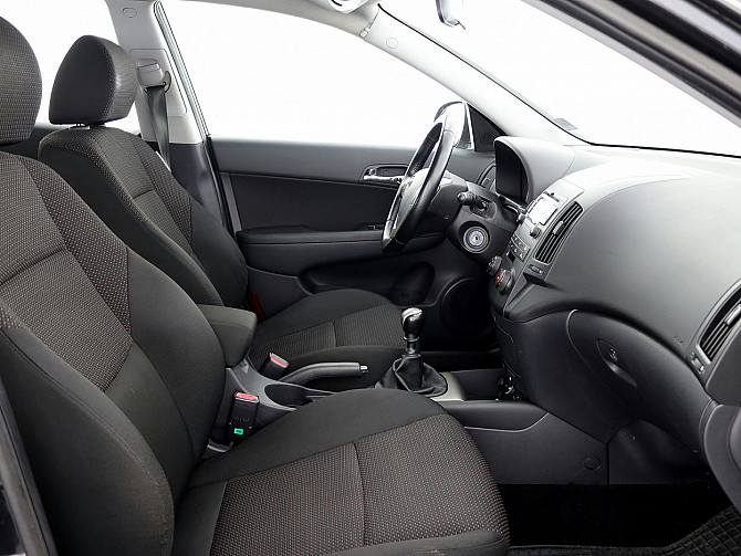 Hyundai i30 Elegance Facelift 1.6 93kW Таллин - изображение 6