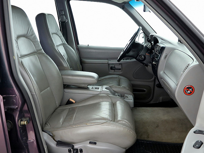 Ford Explorer Luxury 4.0 152kW Tallina - foto 6