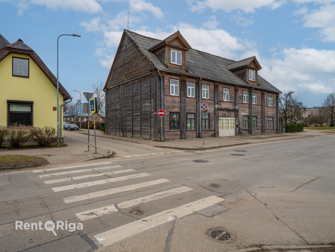 В центре Елгавы предлагается уникальный инвестиционный объект  трехэтажное Елгава и район - изображение 2