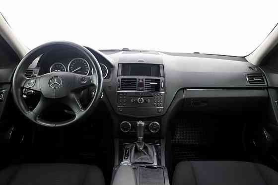 Mercedes-Benz C 220 Elegance ATM 2.1 CDI 125kW Tallina