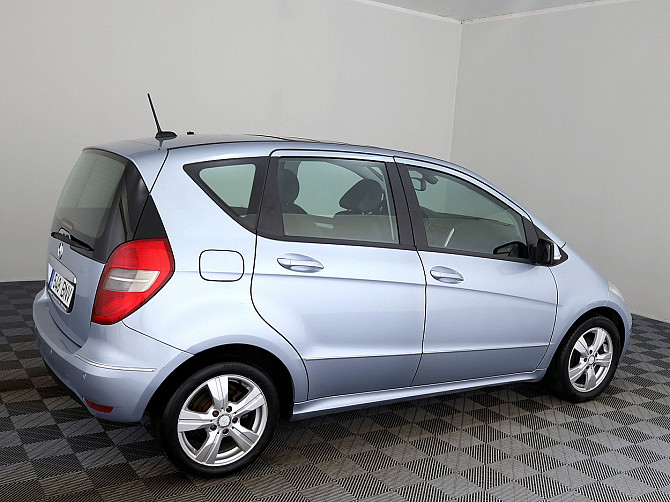 Mercedes-Benz A 160 Avantgarde Facelift 1.5 70kW Tallina - foto 3