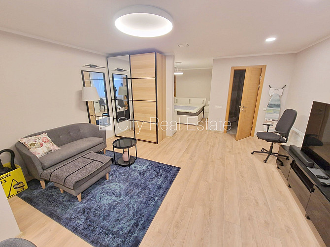 Здание во дворе, реновированный дом, закрытый двор, возможность аренды парковки, Рига - изображение 20