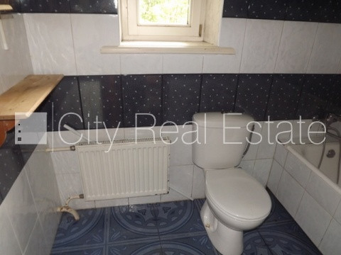 Здание во дворе, реновированный дом, закрытый двор, возможность аренды парковки, Рига - изображение 13