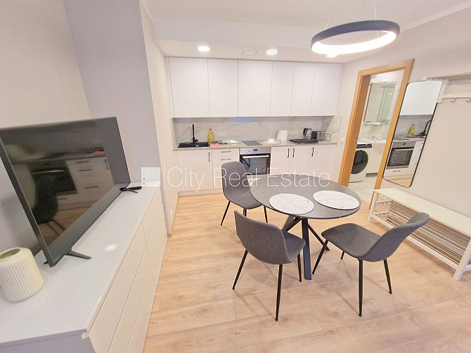 Фасадный дом, реновированный дом, закрытый двор, возможность аренды парковки, Рига - изображение 11