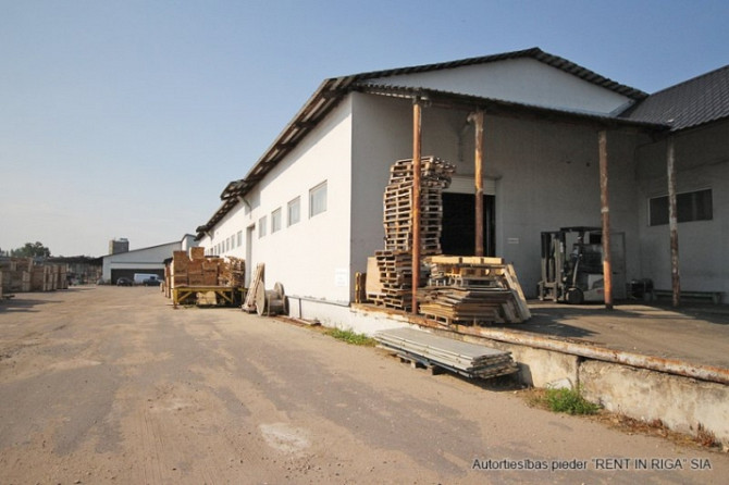 Отапливаемый склад на улице Илзенес, 2.  Сдаются в аренду отапливаемые складские Рига - изображение 1