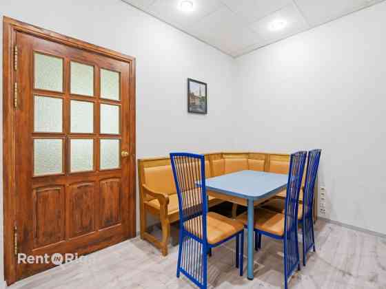 2 istabu dzīvoklis pašā Vecrīgas sirdī!  Viena no pieprasītākajām un prestižākajām Rīgas vietām. Ēka Рига