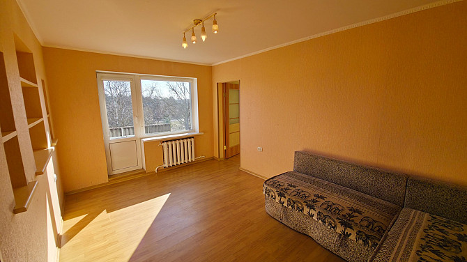 Dzīvokļa video tūri var noskatīties, nospiežot uz mājas lapas sludinājuma lejas daļā. Tas ļaus... Cits - foto 1