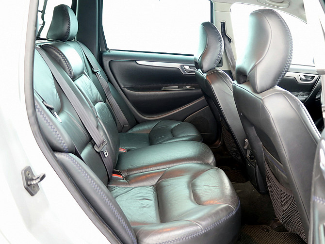 Volvo XC70 Summum ATM 2.4 D5 120kW Таллин - изображение 7