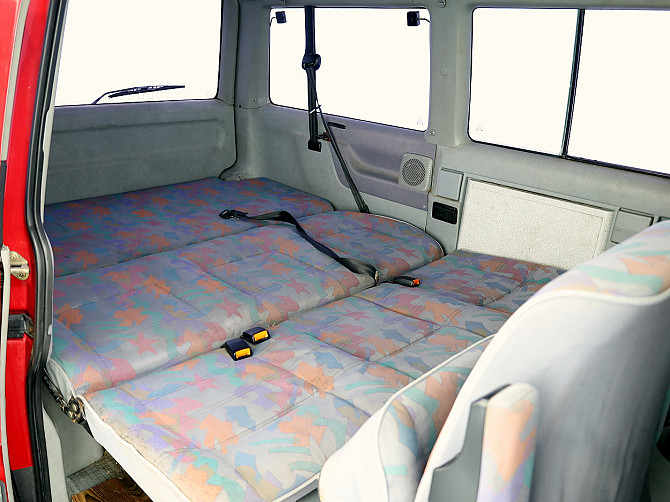 Volkswagen Multivan Allstar 2.5 81kW Таллин - изображение 8