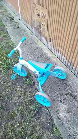 Pārdodu bērnu trīsriteni , ar saliekamiem un noņemamiem riteniem. Рига