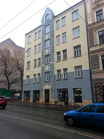 Солнечная, меблированная, удобная квартира. Фасадный дом, окна выходят на обе... Рига - изображение 13