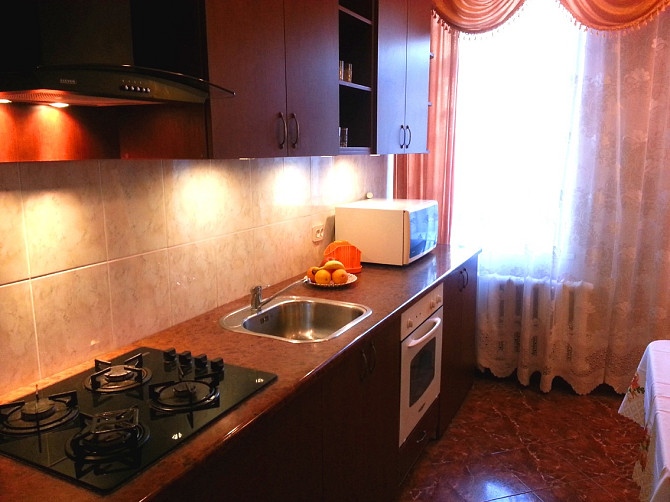 Солнечная, меблированная, удобная квартира. Фасадный дом, окна выходят на обе... Рига - изображение 5