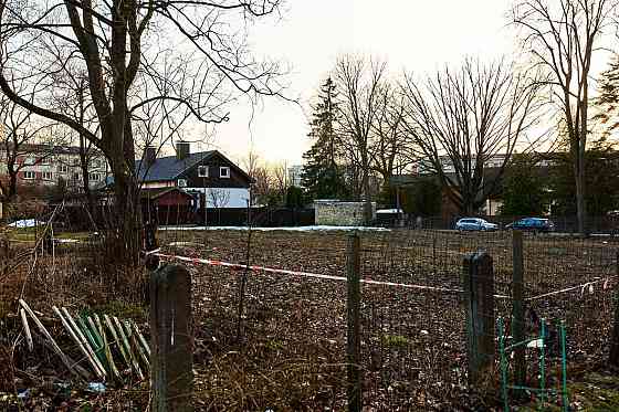 Zemes gabals apbūvei Candera ielā 16, Rīgā (ŠampēterisPleskodāle)

Pārdošanā perspektīvs zemes gabal Рига