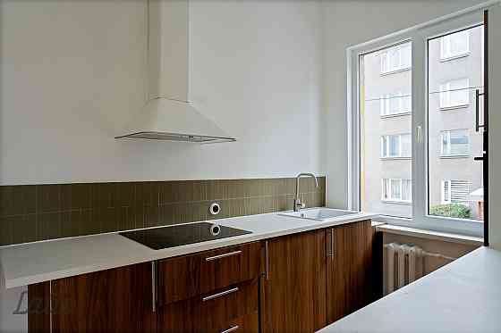 Piedāvājumā  tikko pēc kapitālā remonta atjaunots, gaumīgs divistabu dzīvoklis pieprasītajā Purvciem Рига