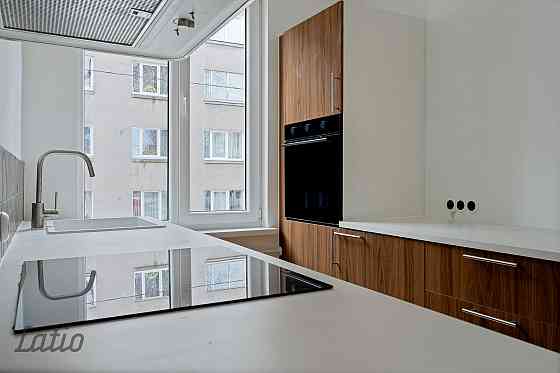 Piedāvājumā  tikko pēc kapitālā remonta atjaunots, gaumīgs divistabu dzīvoklis pieprasītajā Purvciem Рига