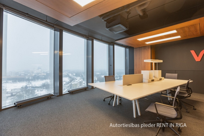 Furnished office on the 13th floor of Zunda Towers.  Sophisticated work environment for business-sca Рига - изображение 6