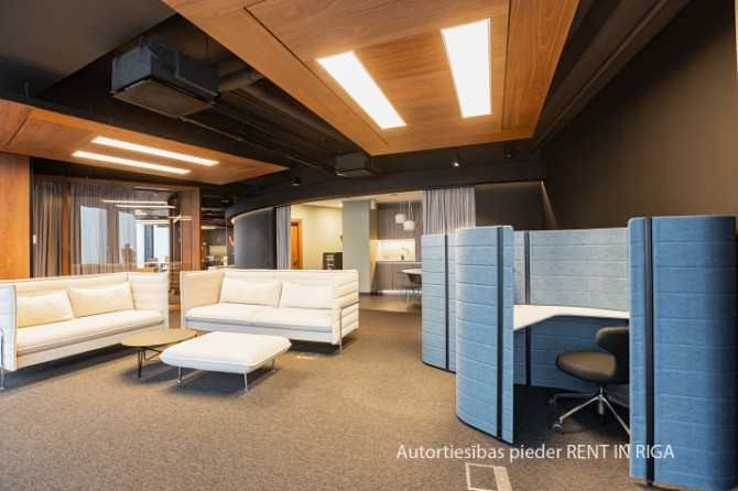 Furnished office on the 13th floor of Zunda Towers.  Sophisticated work environment for business-sca Рига - изображение 3