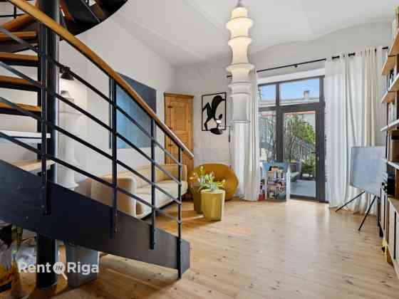 Трёхуровневая квартира в престижном проекте Gypsum Factory  Кипсала, на берегу Даугавы Rīga