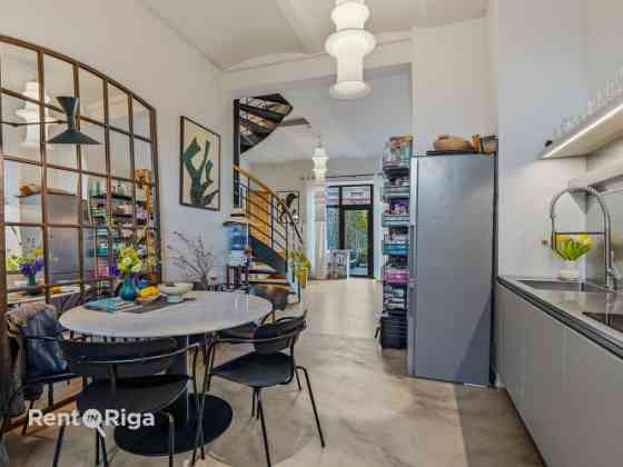 Трёхуровневая квартира в престижном проекте Gypsum Factory  Кипсала, на берегу Даугавы Rīga