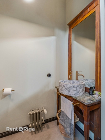 Trīs līmeņu dzīvoklis prestižajā projektā Ģipša Fabrika  Ķīpsalā, Daugavas krastā Rīga - foto 9