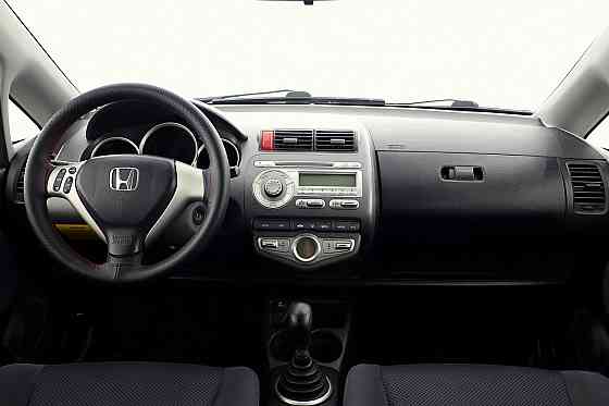 Honda Jazz Facelift 1.3 61kW Tallina