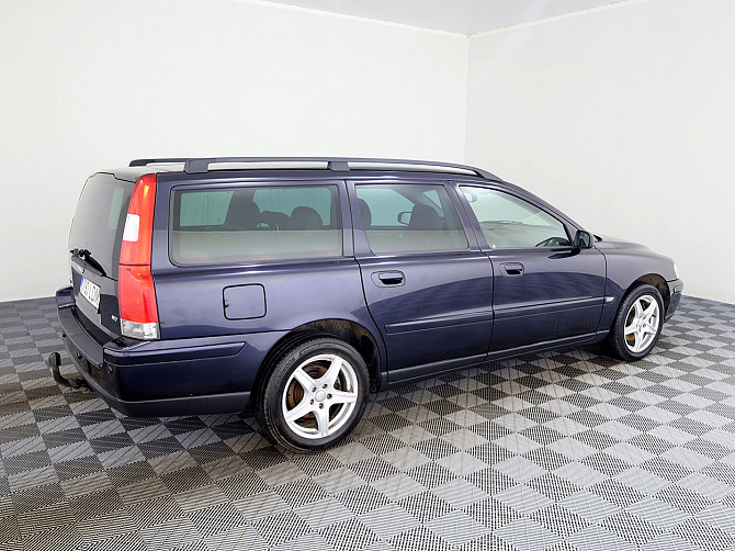 Volvo V70 Summum 4x4 AWD Facelift 2.4 D5 120kW Таллин - изображение 3