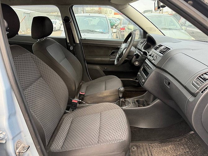 Skoda Fabia Comfortline 1.2 51kW Таллин - изображение 6