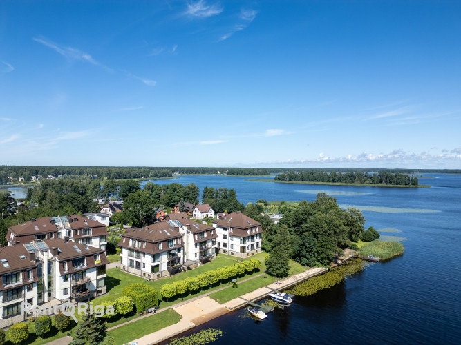 Pārdod ekskluzīvu 2 līmeņu dzīvokli jaunajā projektā Baltezera terases!  Dzīvoklis ir Rīga - foto 1