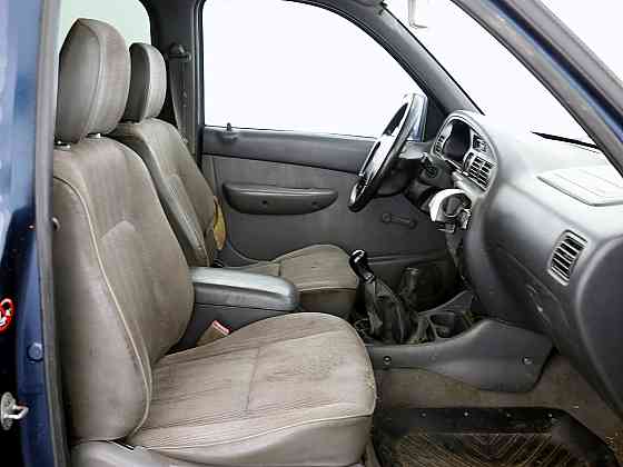 Mazda B2500 Pickup 4x4 2.5 TD 57kW Tallina