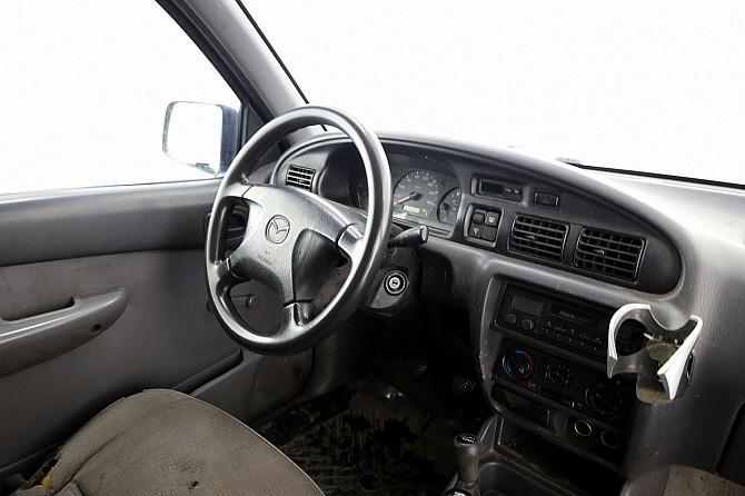 Mazda B2500 Pickup 4x4 2.5 TD 57kW Tallina - foto 5
