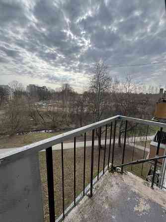 Pārdodu 3 istabu dzīvokli Juglā, Juglas ielā 5 Tiek piedāvāts gaišs un funkcionāli ērts 3 istabu... Рига