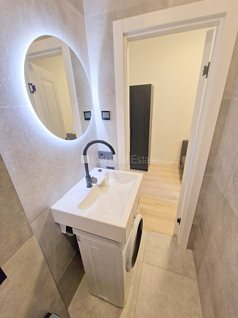 Fasādes māja, renovēta māja, slēgts pagalms, apsargāta teritorija, ieeja no ielas un pagalma, Rīga - foto 14