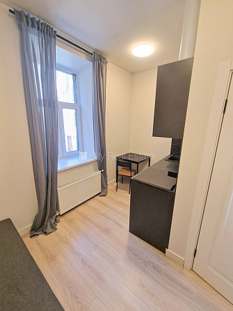 Fasādes māja, renovēta māja, slēgts pagalms, apsargāta teritorija, ieeja no ielas un pagalma, Rīga - foto 7