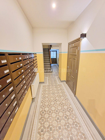 Fasādes māja, renovēta māja, slēgts pagalms, apsargāta teritorija, ieeja no ielas un pagalma, Rīga - foto 17