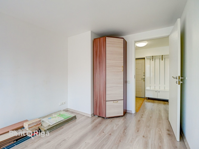 Pārdod 3 istabu dzīvokli Jūrmalā, Slokā  Piedāvājumā mājīgs, gaišs un labi izplānots 3 Jūrmala - foto 7