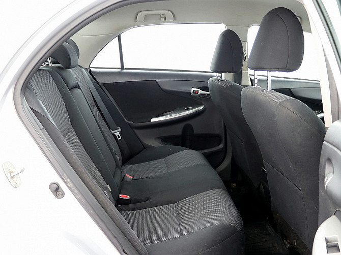 Toyota Corolla Linea Sol LPG Facelift 1.6 97kW Tallina - foto 7