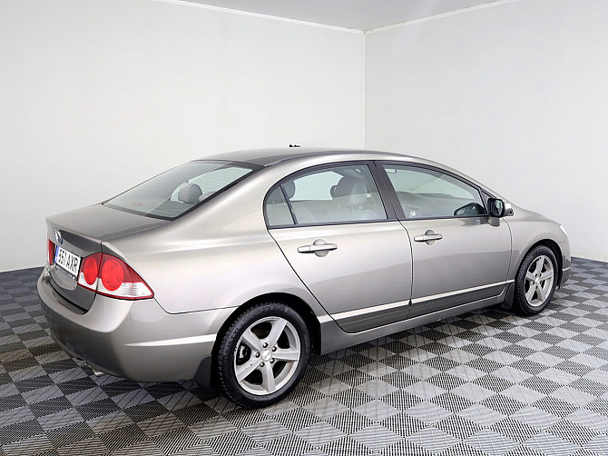 Honda Civic Elegance 1.8 103kW Таллин - изображение 3