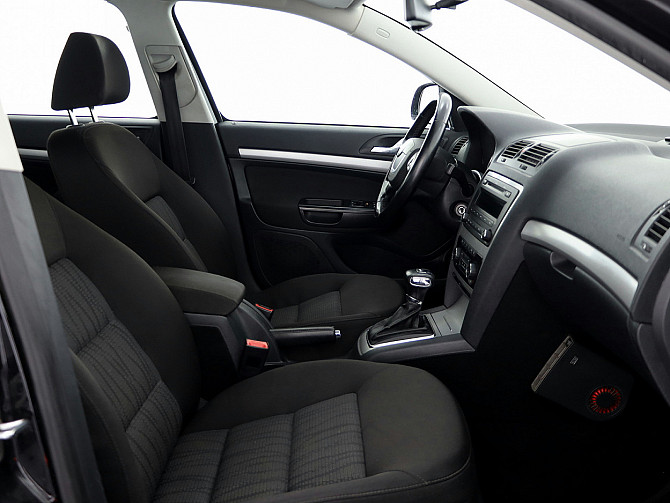 Skoda Octavia Comfortline Facelift ATM 2.0 TDI 103kW Tallina - foto 6