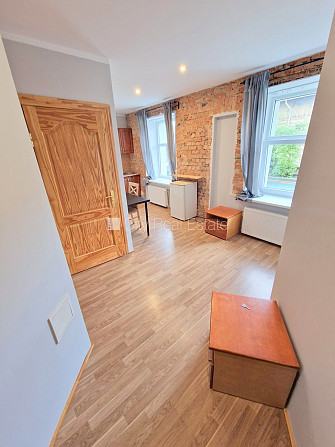 Pagalma ēka, renovēta māja, slēgts pagalms, ieeja no pagalma, kāpņu telpa pēc kosmētiskā Rīga - foto 4