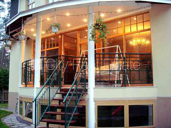 Земля в собственности, частный дом, новостройка, благоустроенная озеленённая Jūrmala