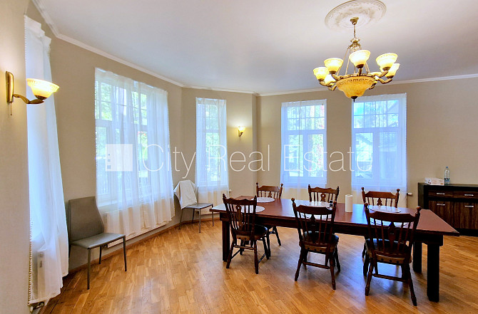 Zeme īpašumā, privātmāja, jaunceltne, labiekārtota apzaļumota teritorija 1705 m2, bruģēts Jūrmala - foto 13