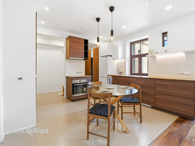 Fantastisks 2 istabu dzīvoklis ar kvalitatīvu apdari Rīgas centrā, klusuma un miera Rīga - foto 2