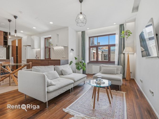 Fantastisks 2 istabu dzīvoklis ar kvalitatīvu apdari Rīgas centrā, klusuma un miera Rīga - foto 1