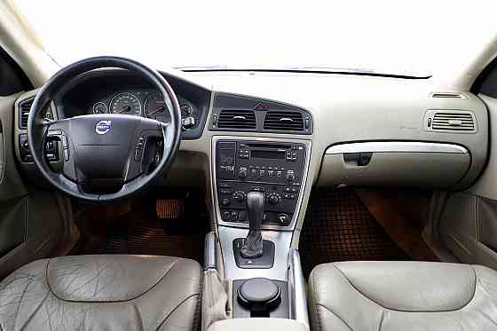 Volvo XC70 Summum Facelift ATM 2.4 D5 136kW Tallina