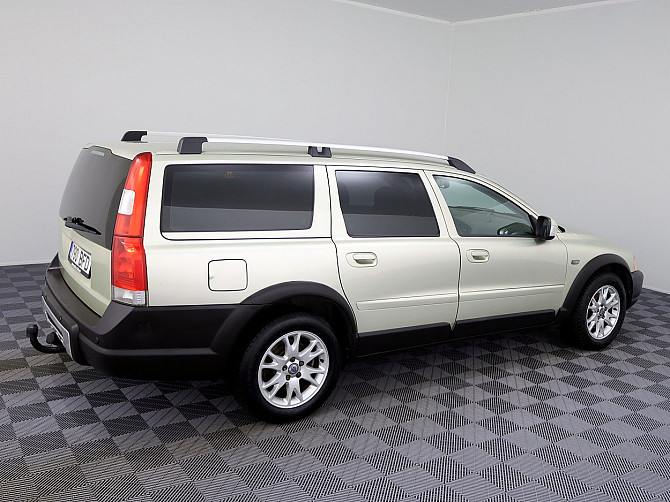 Volvo XC70 Summum Facelift ATM 2.4 D5 136kW Tallina - foto 3