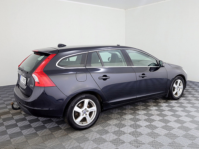 Volvo V60 Summum ATM 2.0 D5 120kW Tallina - foto 3