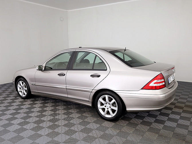 Mercedes-Benz C 180 Classic Facelift ATM 1.8 105kW Таллин - изображение 4