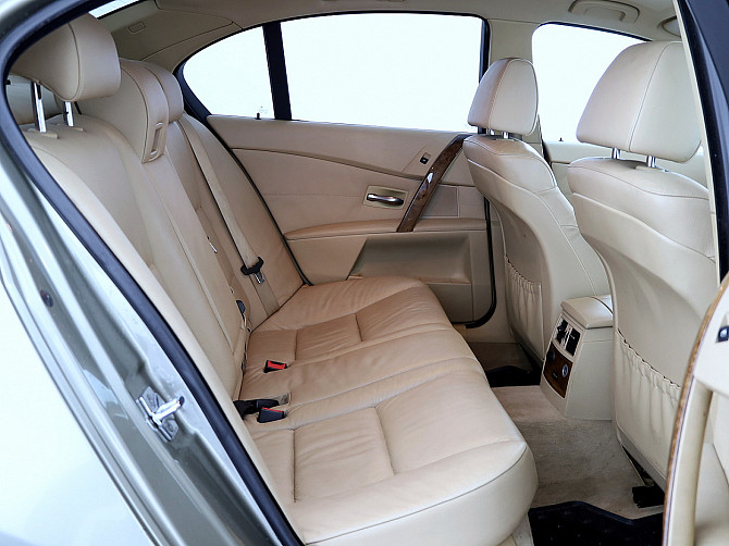 BMW 525 xDrive Executive ATM 2.5 160kW Таллин - изображение 7