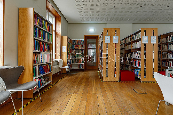 Fasādes māja, renovēta māja, ieeja no ielas, kāpņu telpa pēc kapitālā remonta, logi Rīga - foto 4