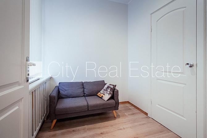 Fasādes māja, renovēta māja, ieeja no ielas, logi vērsti uz pagalma pusi, gaisa ventilācijas Rīga - foto 11